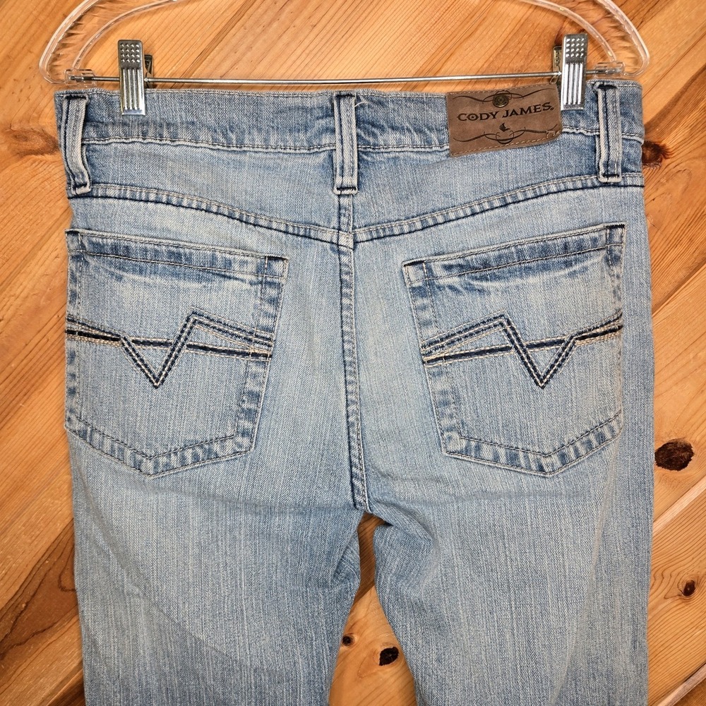 Cody James Mens Jeans 31x30 Measures 33x30 Blue Light Wash Denim Bootcut Pants - Picture 4 of 9